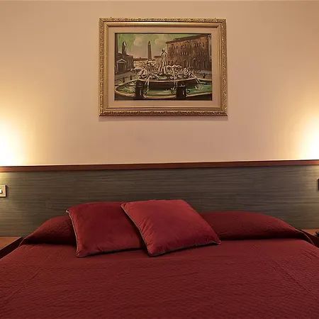 Carmel Roma