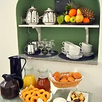 Carmel Hotell